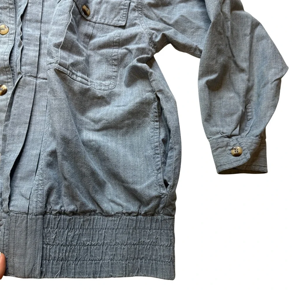 Carole Little Denim Jacket Sport Shirt Style Button Up Pockets Blue‎ Size 6